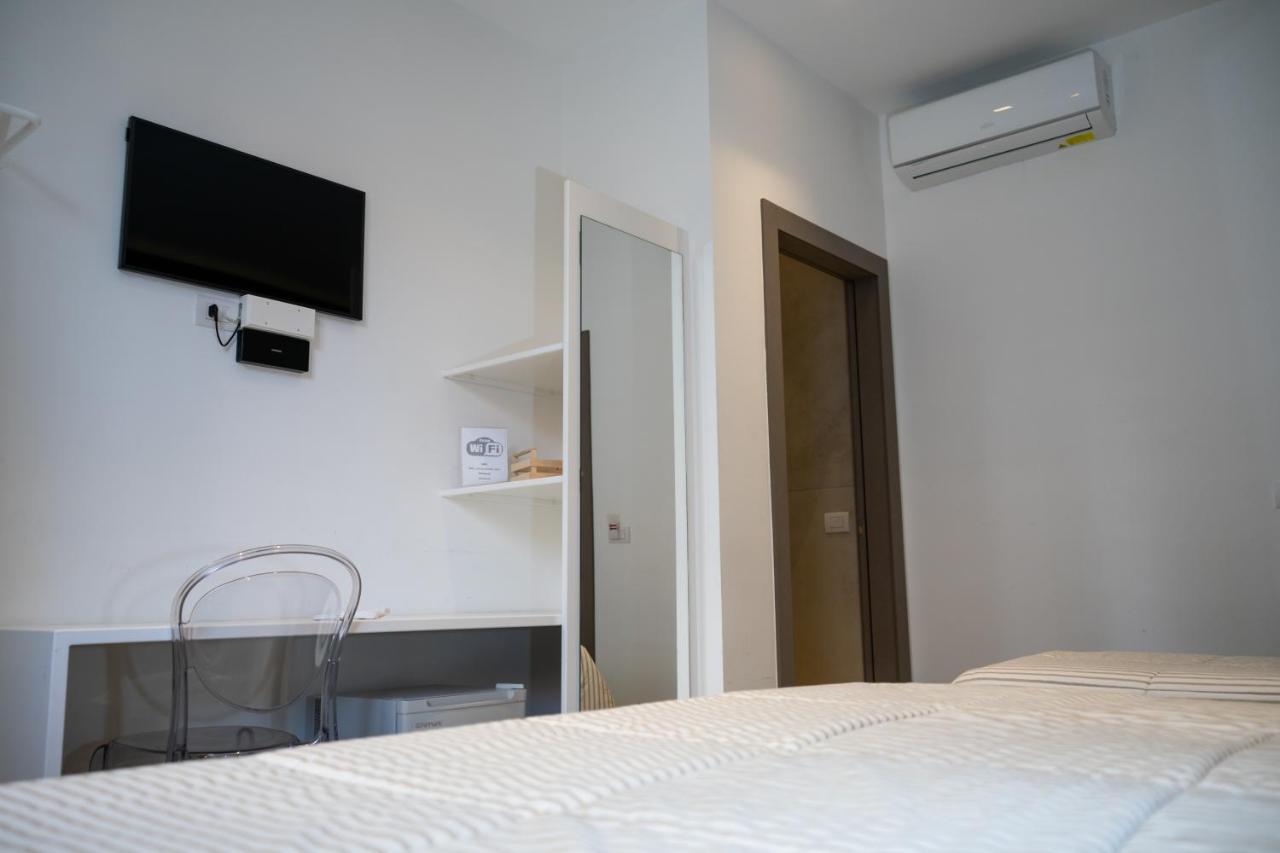 La Dimora Del Re Bed & Breakfast Bitritto Bagian luar foto